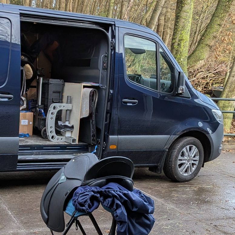 Saskia Hunder – mobiler Sattelservice in Weser-Ems, Münsterland und den Niederlanden